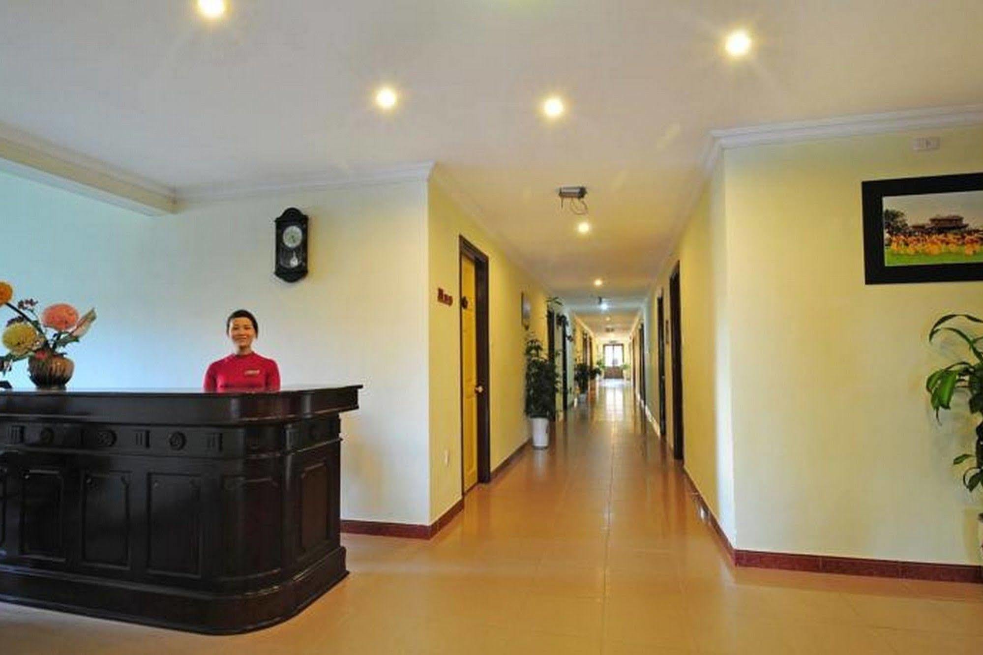 Duy Tan Hotel Hue Exterior photo